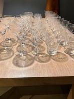 32 delig antiek Kristallen glas servies , zijn bewerkt, Verzamelen, Glas en Borrelglaasjes, Ophalen of Verzenden, Zo goed als nieuw