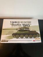Academy T-34/85 Berlin 1/35 - Nieuw!, Overige merken, Tank, Verzenden, 1:32 tot 1:50