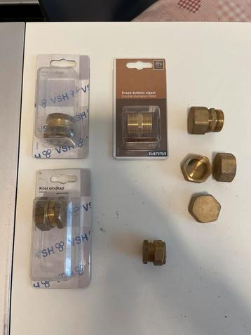 Knelkoppelingen, Eindkappen & Draadnippel 3/4" beschikbaar voor biedingen