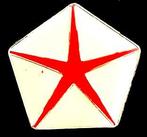 Chrysler pentaster pin- wit-rood, Verzenden, Nieuw, Transport, Speldje of Pin