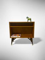Vintage boekenkast uit Zweden, Huis en Inrichting, Kasten | Boekenkasten, 50 tot 100 cm, Minder dan 100 cm, 25 tot 50 cm, Overige materialen