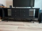 Tv-meubel of dressoir zwart bruin | 147cm lang, Huis en Inrichting, Ophalen, 100 tot 150 cm, Zo goed als nieuw, Metaal