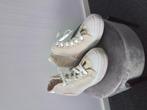 Schoenen, maat 38, van het merk Mustang. Kleur creme-achtig., Kleding | Dames, Schoenen, Ophalen of Verzenden, Nieuw, Beige, Sneakers of Gympen