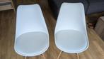 witte stoel, houten poten, stalen frame, kussentje, 2 stuks, Huis en Inrichting, Stoelen, Ophalen, Gebruikt, Twee, Wit