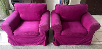 Eén Bemz fuchsia roze hoes voor de IKEA Ektorp fauteuil