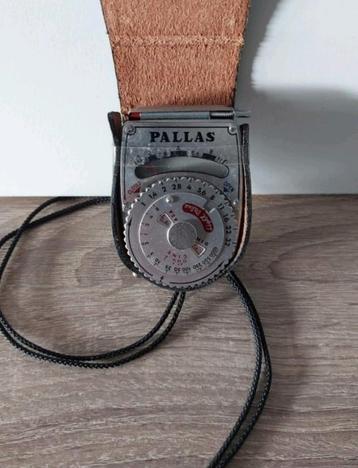 PALLAS Lichtmeter in Hoes🙂 beschikbaar voor biedingen