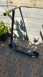 Mad Gear action sports limited edition, Fietsen en Brommers, Steps, Ophalen, Gebruikt, Elektrische step (E-scooter)