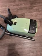 Miele stofzuiger werkt uitstekend, Witgoed en Apparatuur, Stofzuigers, Ophalen of Verzenden, Zo goed als nieuw, 1200 tot 1600 watt