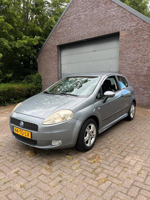 Fiat Punto 1.4 3DR 2006 Grijs /AIRCO/JAAR APK, Auto's, Fiat, Bedrijf, Punto, ABS, Airbags, Airconditioning, Centrale vergrendeling