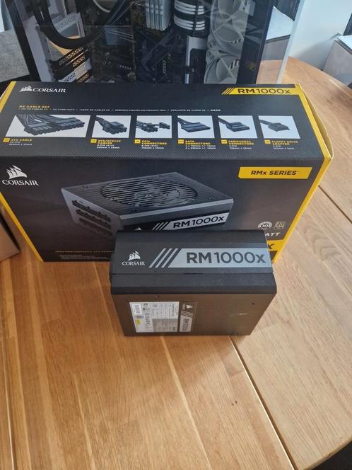 Corsair RM1000x voeding + 12 VHPWR kabel (Nvidia 5000 ready), Computers en Software, Interne voedingen, Zo goed als nieuw, Ophalen of Verzenden