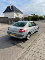 Renault Mégane 1.6-16V Dynamique Comfort met " NIEUWE APK ', Voorwielaandrijving, Stof, 4 cilinders, Grijs