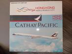 Cathay Pacific boeing 777-300 1/200, Ophalen of Verzenden, Schaalmodel, Zo goed als nieuw