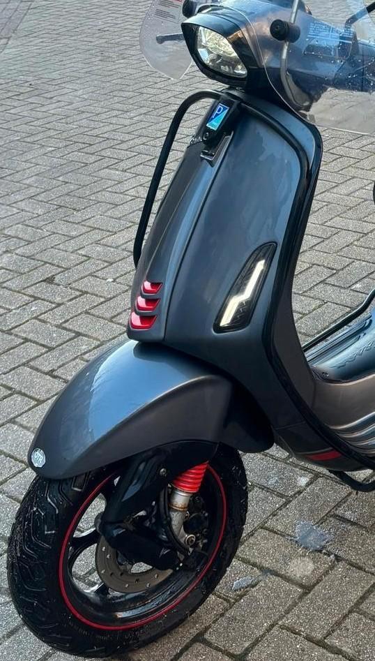 Piaggio Vespa Sprint 50 – Bouwjaar 2020 – Slechts 12.146 km!, Fietsen en Brommers, Scooters | Vespa, Zo goed als nieuw, Vespa S