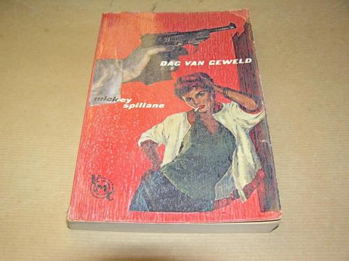 Mickey Spillane/DAG VAN GEWELD(1)(UMC MS 14), Boeken, Detectives, Gelezen, Ophalen of Verzenden