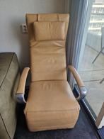 Mooie beige relax stoel, Ophalen, Gebruikt, Leer, 50 tot 75 cm