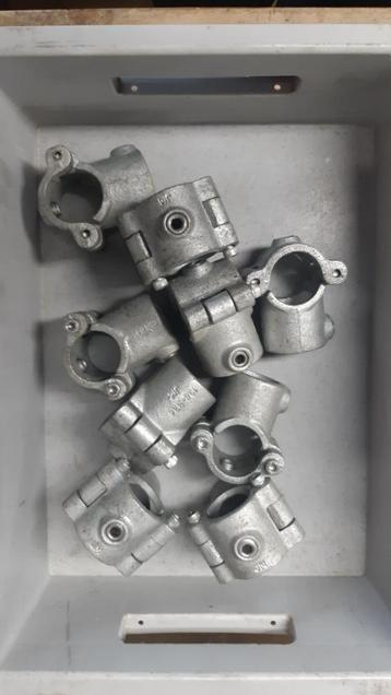 Openklapbaar t-stuk kort 33,7mm set van 9 stuks beschikbaar voor biedingen