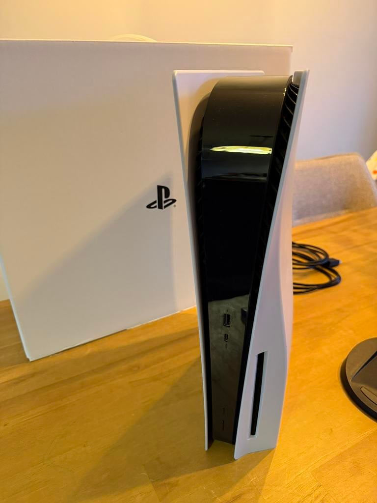 Playstation 5 met 8 games, Spelcomputers en Games, Spelcomputers | Sony PlayStation 5, Gebruikt, Playstation 5, Ophalen