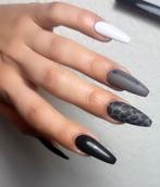 Nagelstudio Berghem-acryl nagels, nail art, gellak, Nagels lakken