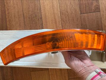 NIEUW 2 stuks renault verlichting (knipperlicht) beschikbaar voor biedingen