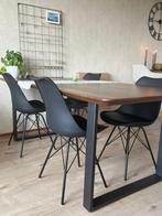 Vier zwarte eetkamerstoelen, Ophalen, Kunststof, Gebruikt, Zwart