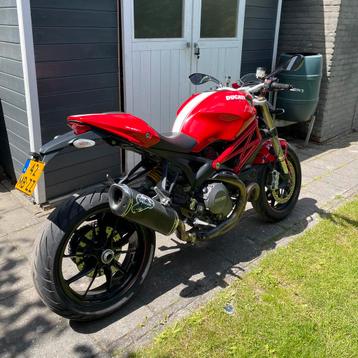 Ducati Monster 1100 EVO ABS beschikbaar voor biedingen