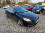 Volvo V40 1.6 T3 Momentum NAVIGATIE CRUISE CONTROL CLIMA CLI, Auto's, Voorwielaandrijving, Gebruikt, 4 cilinders, 150 pk