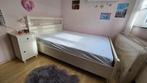 wit bed met nachtkastje, Ophalen, Wit, 140 cm, Zo goed als nieuw