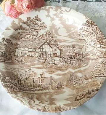 Brocante schaal Lunéville France beschikbaar voor biedingen