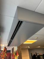 Goed werkende luchtgordijn, Ophalen, Zo goed als nieuw