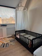 Peuterbed Petit Amelie met lade en beddengoed, Ophalen, Zo goed als nieuw, Ledikant