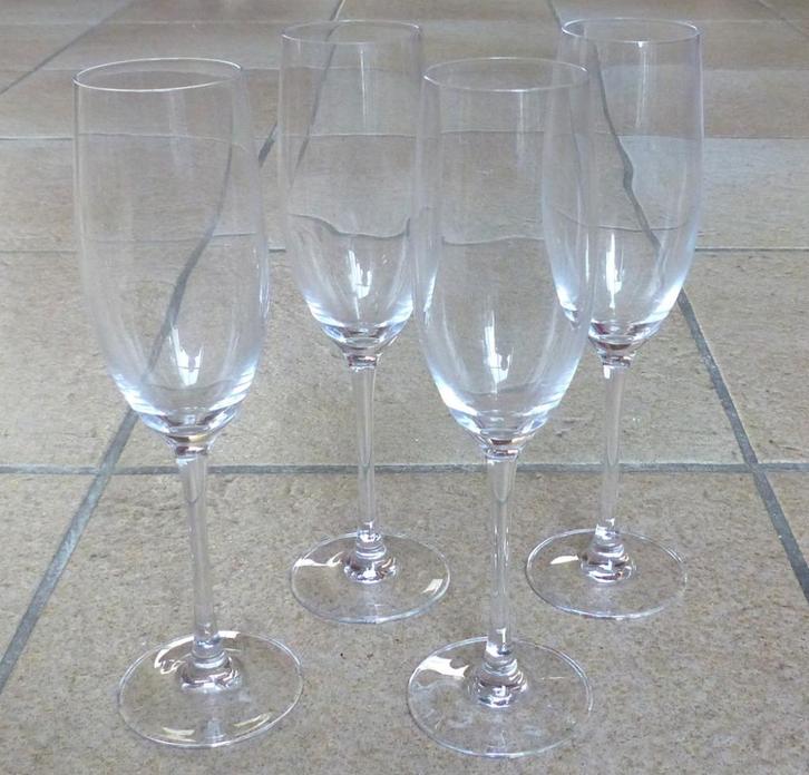 Chef & Sommelier C&S champagne glazen 4x champagneglas, Huis en Inrichting, Keuken | Servies, Gebruikt, Glas of Glazen, Overige stijlen