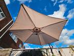 Mooie Zweefparasol - Zo goed als nieuw!, Ophalen, Kantelbaar, 2 tot 3 meter, Zweefparasol
