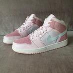 Nike air jordan 1 mid digital pink, Kleding | Dames, Schoenen, Sportschoenen, Nieuw, Roze, Ophalen