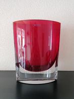 Rode vaas van Krosno Glass, Ophalen