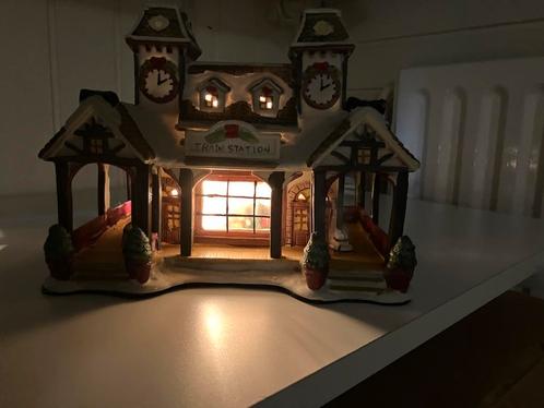 Dickens kersthuisjes en accessoires, Diversen, Kerst, Zo goed als nieuw, Ophalen