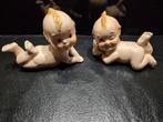 2 gemerkte Neundorf porseleinen baby beeldjes 1912 en 1927, Ophalen of Verzenden