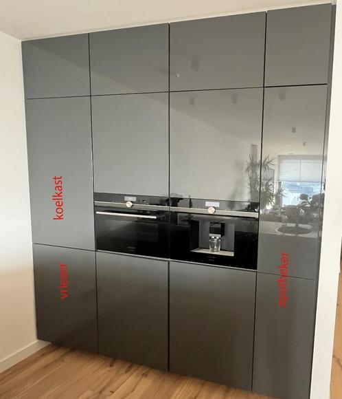 Poggenpohl keuken 3jr, Huis en Inrichting, Keuken | Complete keukens, Zo goed als nieuw, Dubbelwandige keuken, Grijs, Graniet of Steen