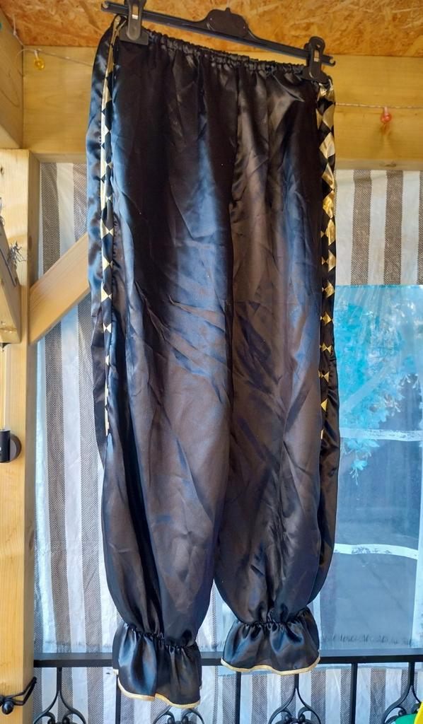 Broek zwart goud, Kleding | Dames, Carnavalskleding en Feestkleding, Nieuw, Carnaval, Maat 38/40 (M), Ophalen of Verzenden
