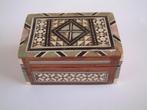 Mooi oud doosje nr.1 met parelmoer inlegwerk, Ophalen of Verzenden, Gebruikt
