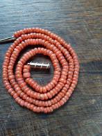 bloedkoraal ketting,gouden slot, Verzenden, Zo goed als nieuw, Rood