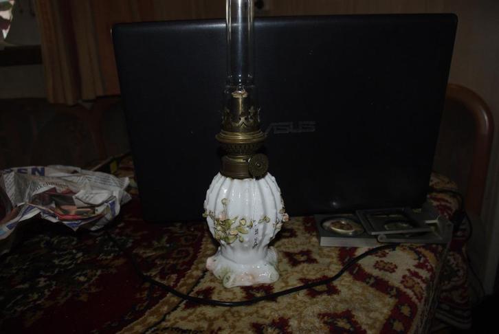 Petroleum lamp, Antiek en Kunst, Antiek | Lampen, Verzenden