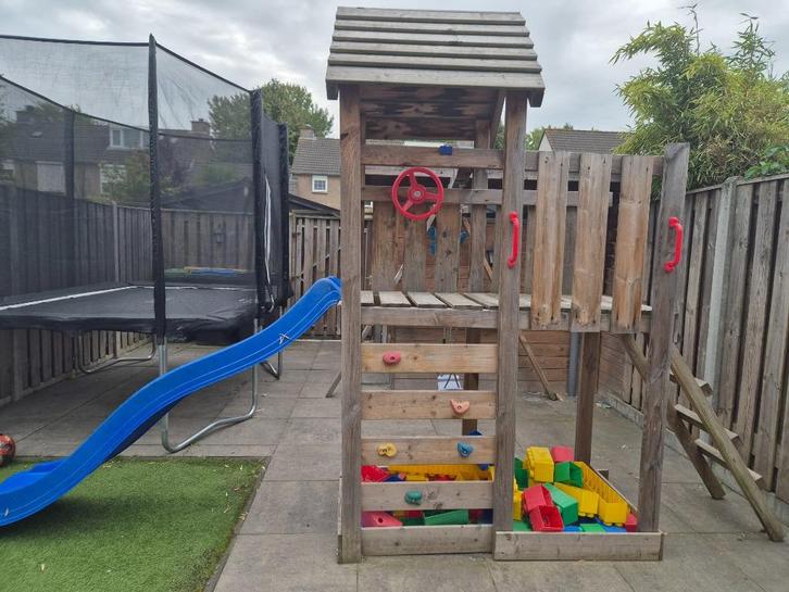 Speeltoestel Wickey MultiFlyer met houten dak, Kinderen en Baby's, Speelgoed | Buiten | Speeltoestellen, Gebruikt, Glijbaan, Klimwand