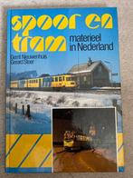 Spoor en tram materieel in Nederland, Ophalen of Verzenden, Zo goed als nieuw, Tram, Boek of Tijdschrift