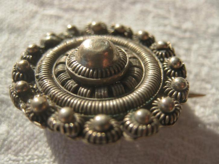 Zeeuwse knoop, zilveren broche, in goede staat., Sieraden, Tassen en Uiterlijk, Antieke sieraden, Broche, Zilver, Ophalen of Verzenden