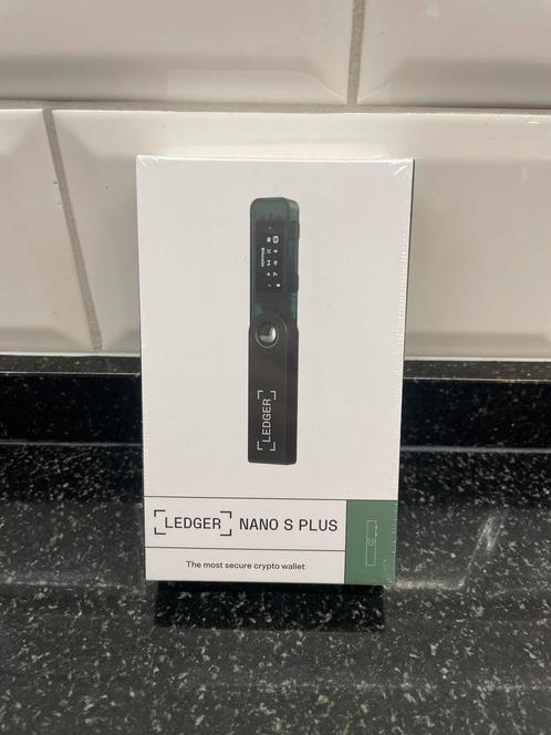 Ledger Nano S Plus Emerald, Computers en Software, USB Sticks, Nieuw, Ophalen of Verzenden