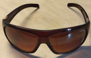 Prada Zonnebril beschikbaar voor biedingen