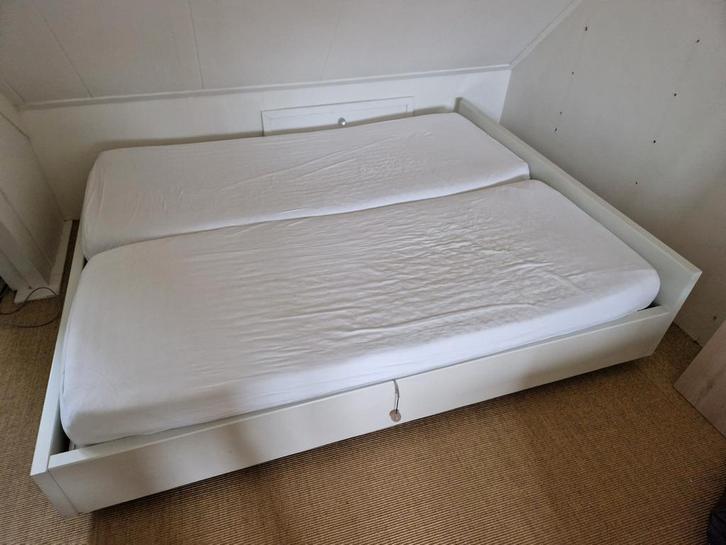 Tweepersoons bed, gratis afhalen!, Huis en Inrichting, Slaapkamer | Bedden, Gebruikt, Tweepersoons, 160 cm, Hout, Wit, Ophalen
