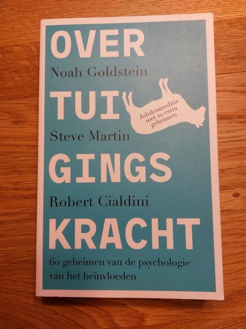 Robert Cialdini - Overtuigingskracht, Boeken, Economie, Management en Marketing, Zo goed als nieuw, Management, Ophalen of Verzenden