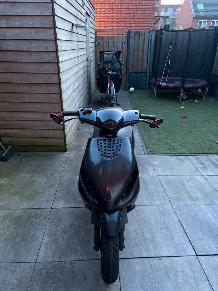 80CC Malossi Piaggio Zip, Fietsen en Brommers, Scooters | Piaggio, Zo goed als nieuw, Zip, Benzine, Ophalen