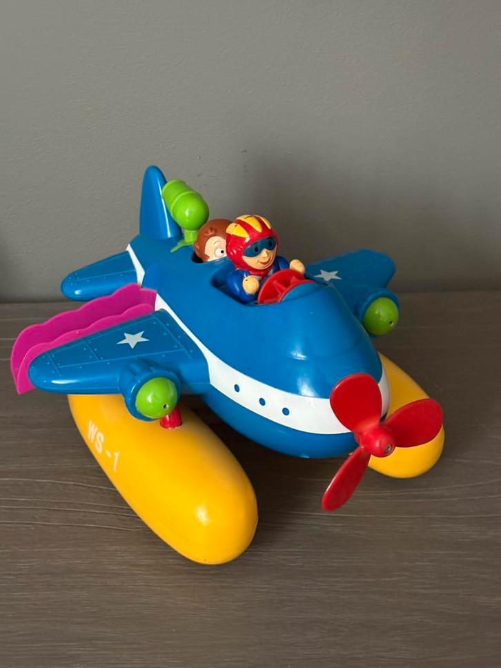 Speelgoed vliegtuig met aapje achterin op schietstoel, Kinderen en Baby's, Speelgoed | Babyspeelgoed, Gebruikt, Overige typen